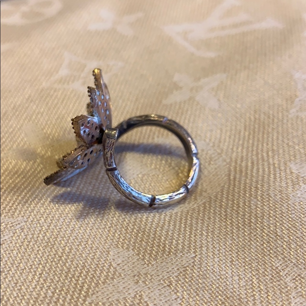 Silver Ring - Picture 2 of 4